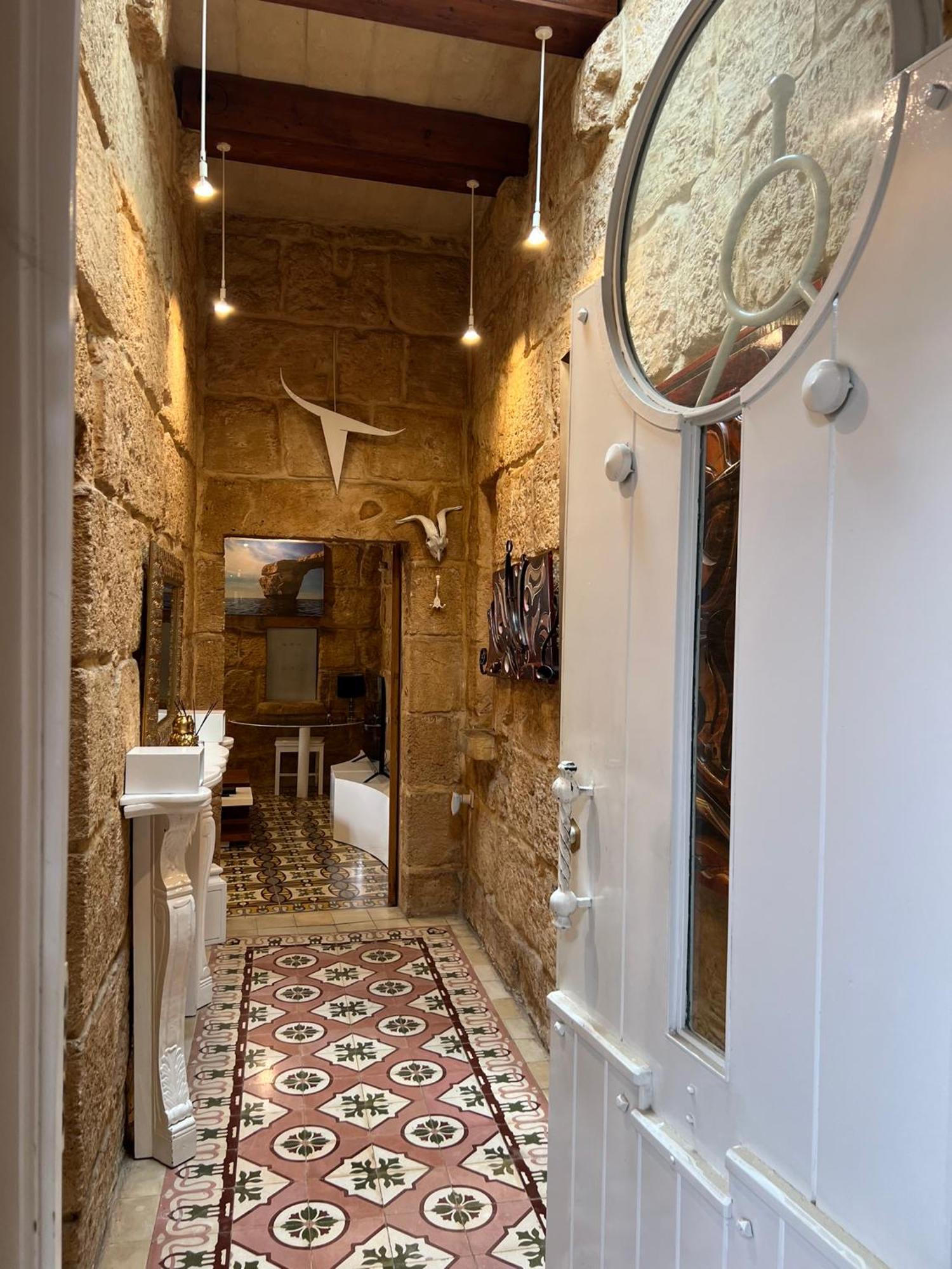 Traditional Maltese Home By Ma Properties St. Paul's Bay Bagian luar foto