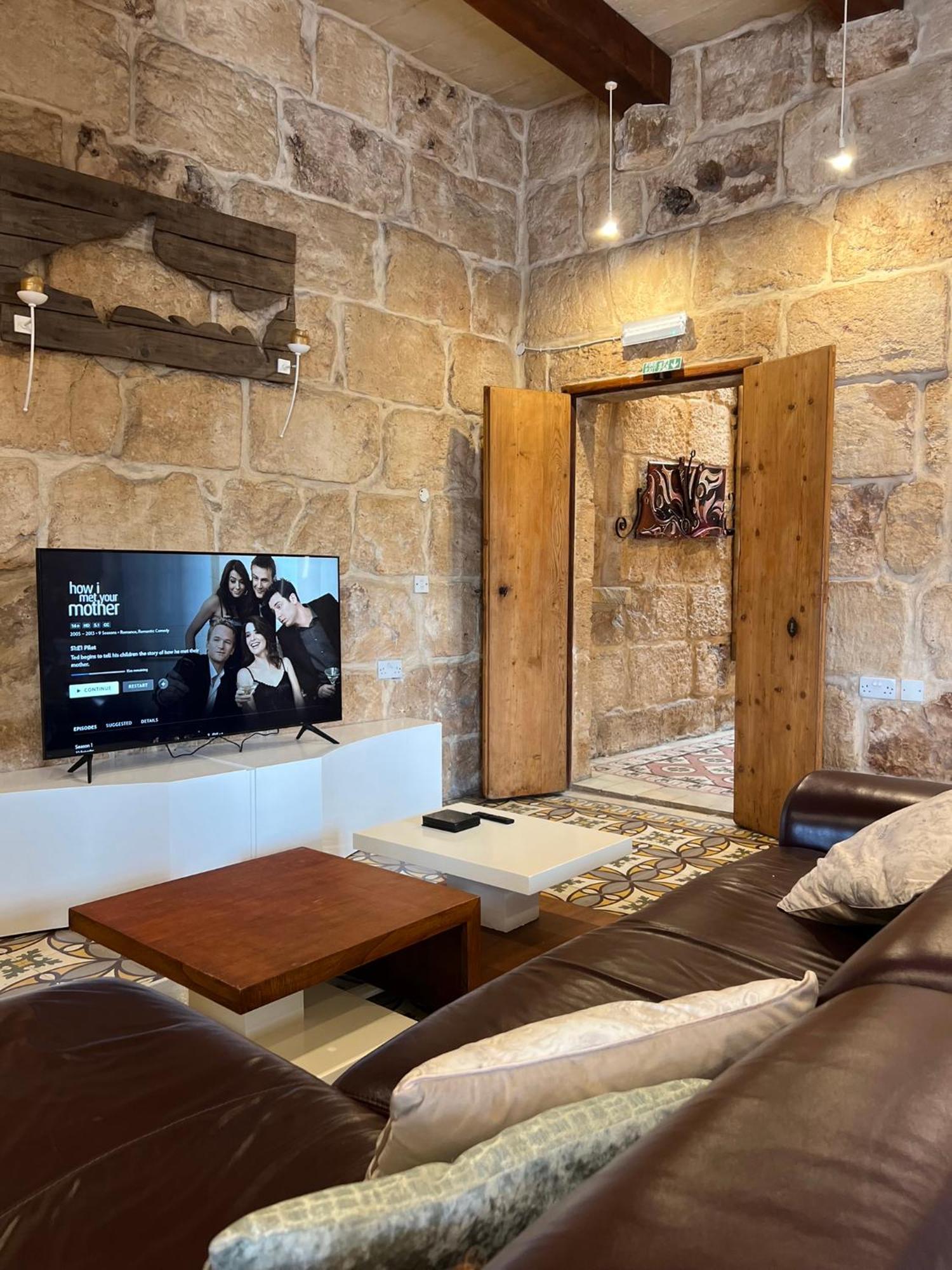 Traditional Maltese Home By Ma Properties St. Paul's Bay Bagian luar foto